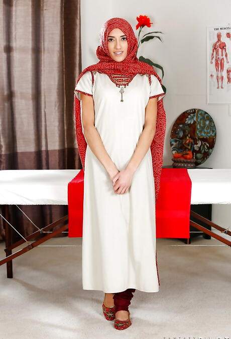 Sexy latin cutie Chloe Amour in hot lingerie exposing her butt 